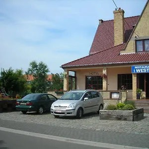 Westendia And Free Parking Breakfast Hotel