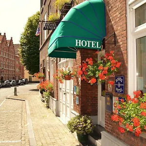 Fevery Hotel